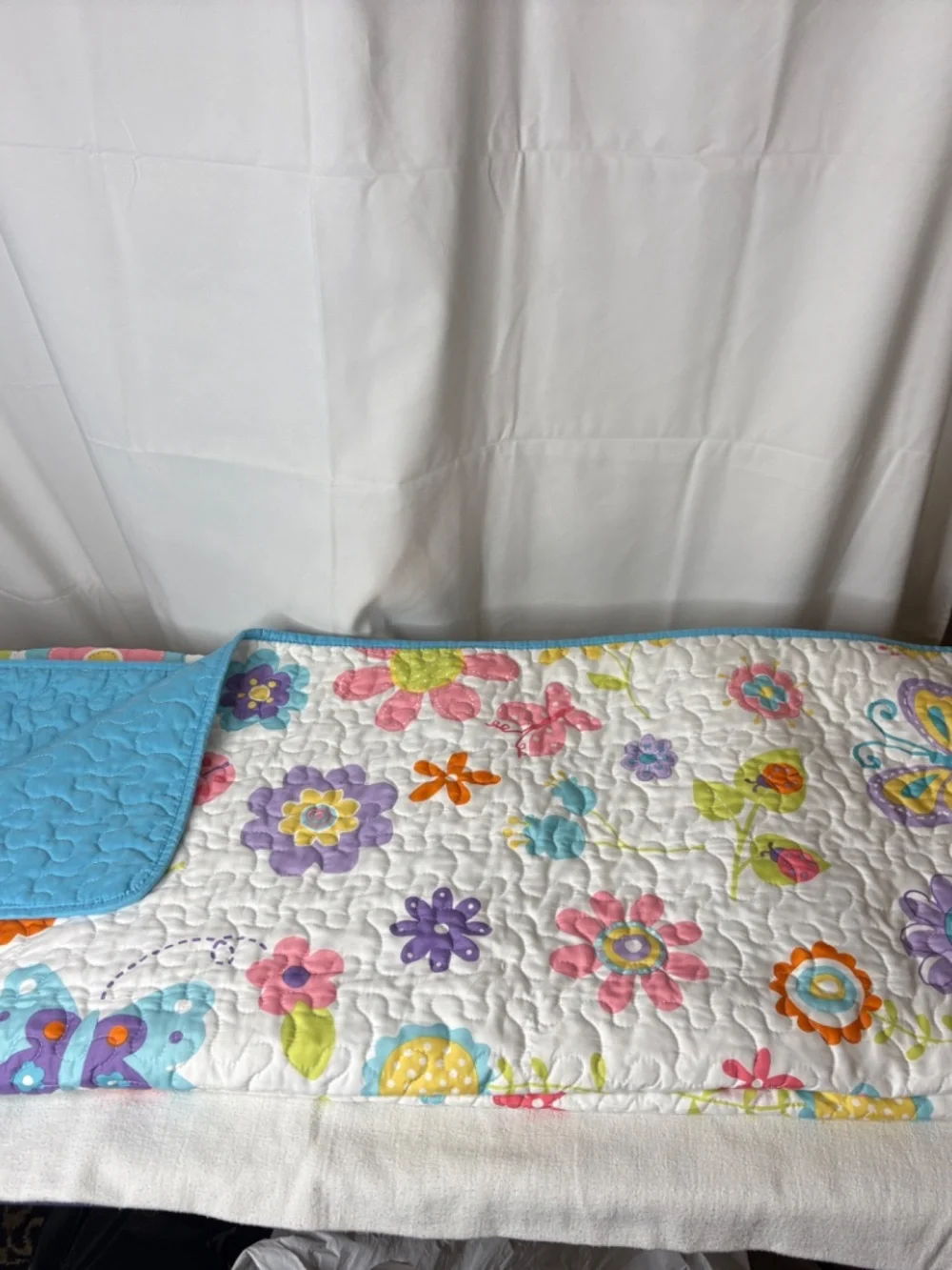 Mi Zone Kids Butterfly Bonanza Reversible Quilt w/Matching Sham/Pillow 87